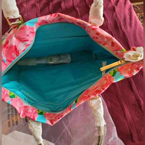 Extremely rare NWT lilly first impressions bag set - Picture 3 of 8